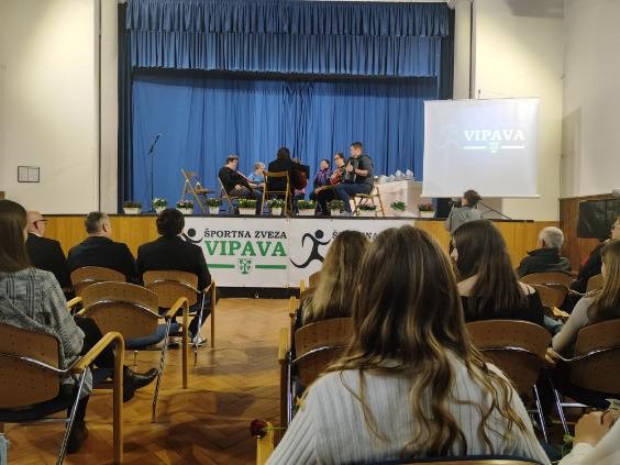 Instrumentalno vokalna skupina VDC na podelitvi priznanj Športne Zveze Vipava