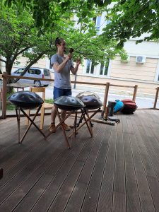Dejan Štemberger iz CIRIUSa nam je predstavil različna tolkala