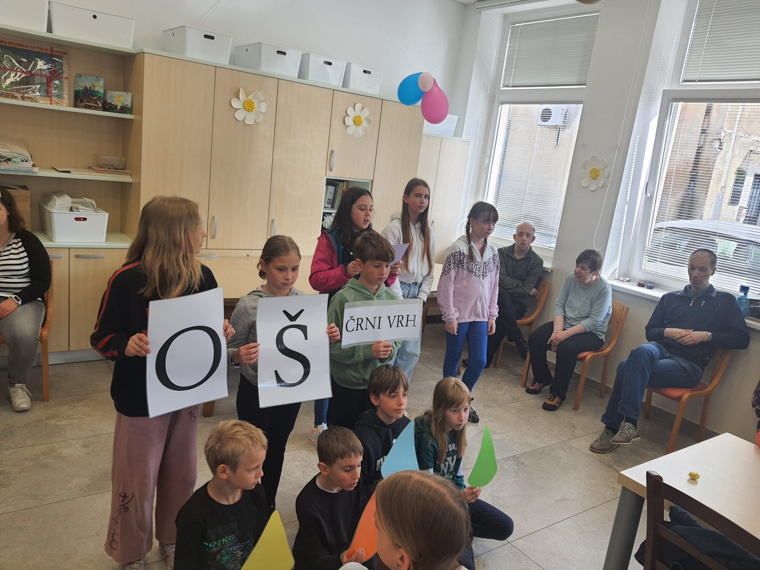 Učenci so nam predstavili OŠ Črni Vrh