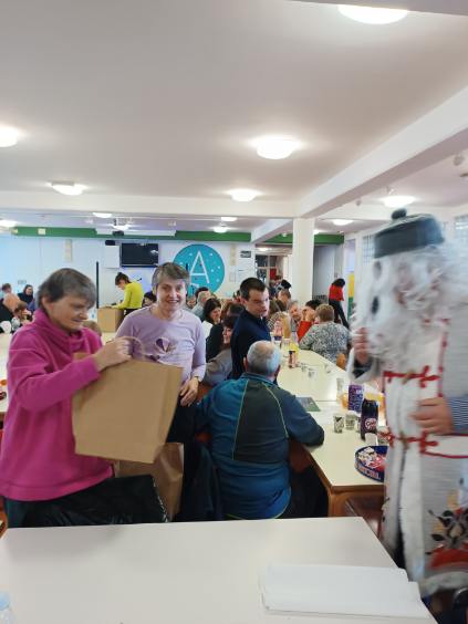 Med gosti je bil tudi Dedek Mraz.