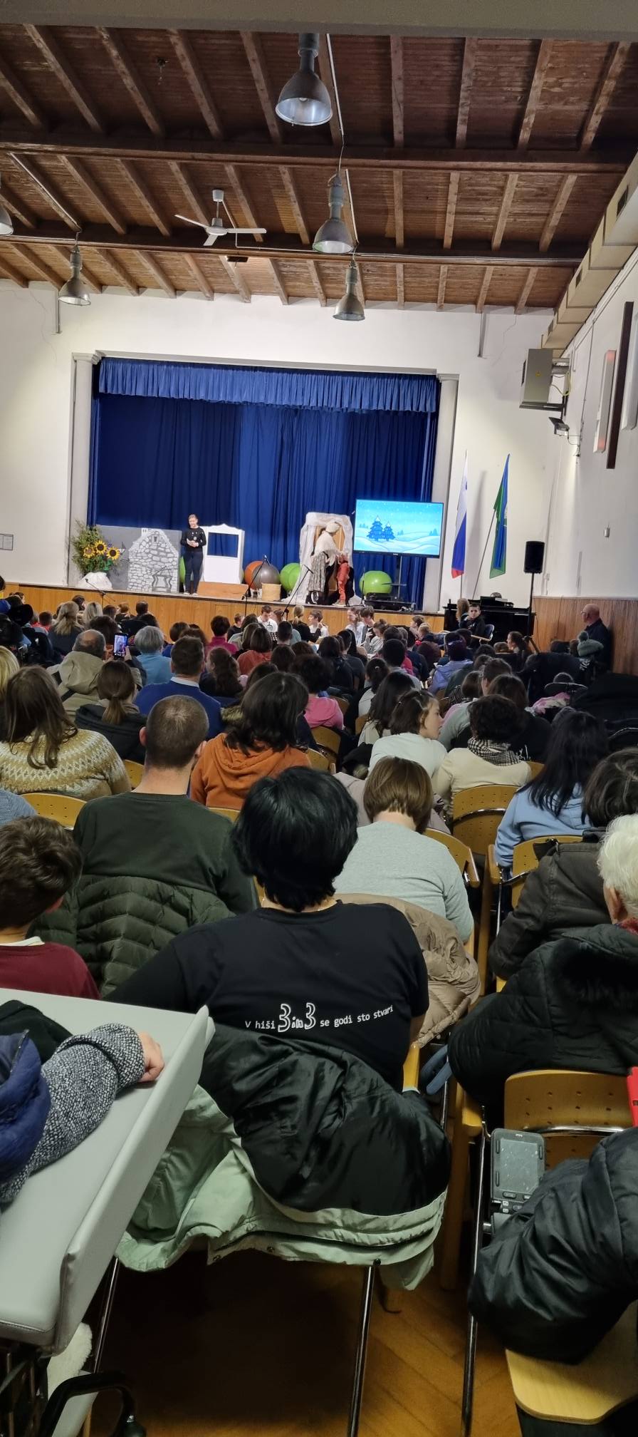 V dvorani kulturnega doma Vipava