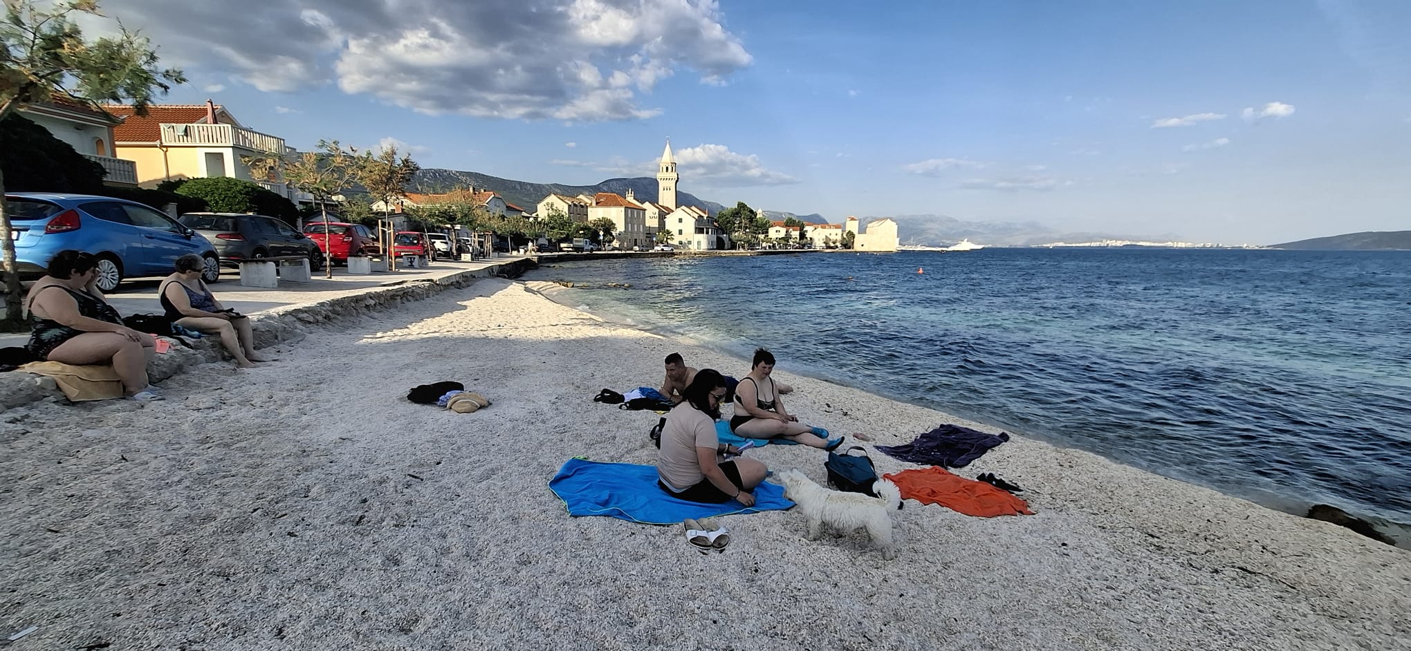 Popoldanski oddih na obali